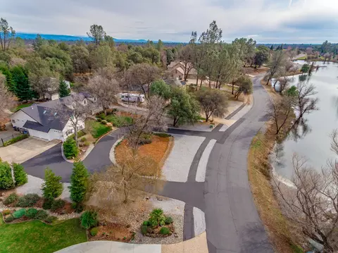 13213 Spring Lake St, Redding, CA 96003 photo 30