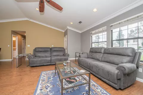 647 Chancellor Blvd, Redding, CA 96003 photo 3