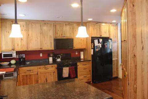 37275 Huron Ave, Burney, CA 96013 photo 6