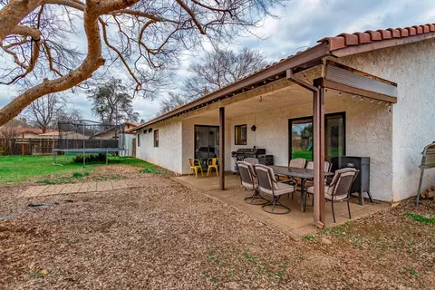 1450 Atajo Ct, Redding, CA 96003 photo 20