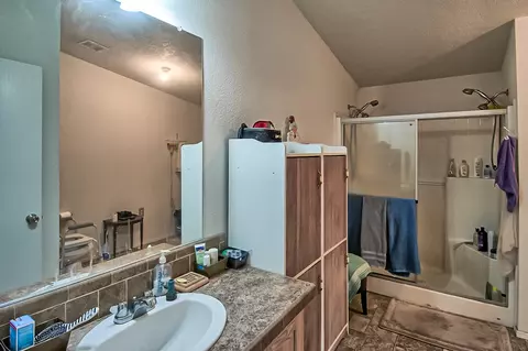 18598 Wayne Ln, Redding, CA 96003 photo 9