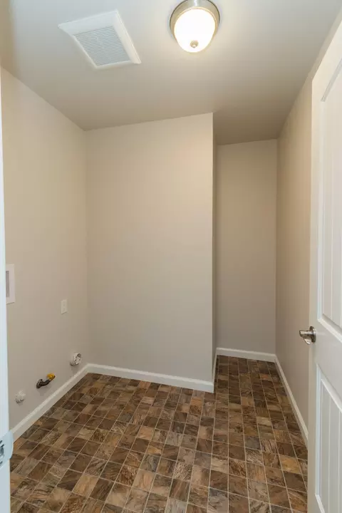 2623 Russell St, Redding, CA 96001 photo 22