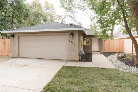 2623 Russell St, Redding, CA 96001 photo 3