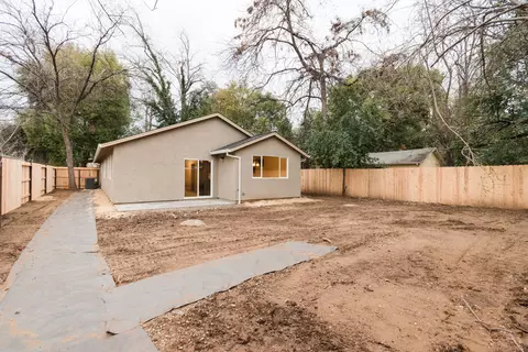 2623 Russell St, Redding, CA 96001 photo 11