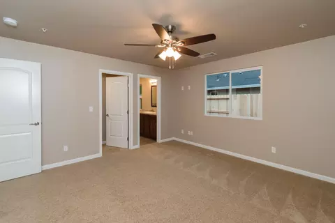 2625 Russell St, Redding, CA 96001 photo 17