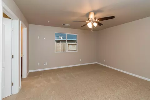 2625 Russell St, Redding, CA 96001 photo 16