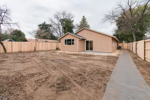 2625 Russell St, Redding, CA 96001 photo 25
