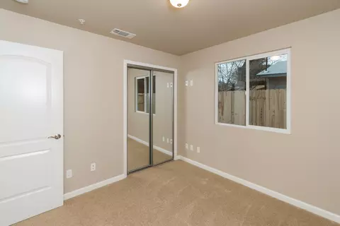 2625 Russell St, Redding, CA 96001 photo 22