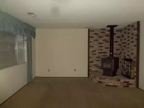 2050 Walbridge, Red Bluff, CA 96080 photo 2