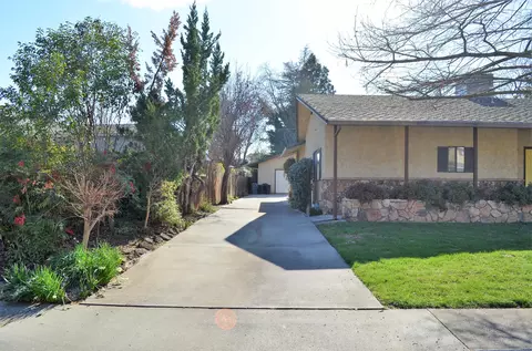 1435 Robinson Dr, Red Bluff, CA 96080 photo 2