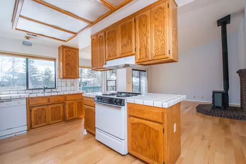 3015 Foothilll Blvd, Redding, CA 96001 photo 2