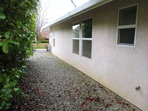1797 Capistrano Walk, Redding, CA 96003 photo 4