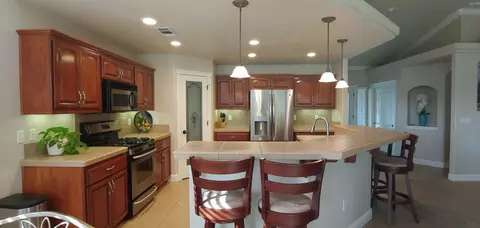 3345 Cockerill Dr, Redding, CA 96002 photo 3