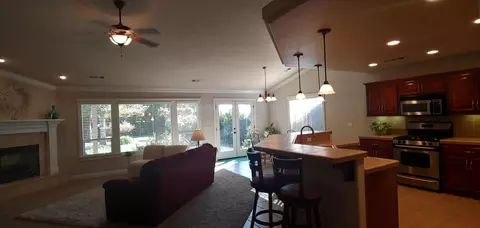 3345 Cockerill Dr, Redding, CA 96002 photo 2