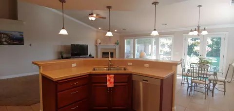 3345 Cockerill Dr, Redding, CA 96002 photo 5