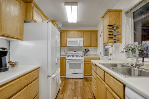 4141 Cheryl Dr, Redding, CA 96002 photo 17