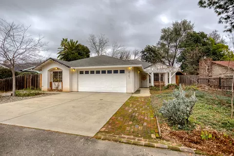 4141 Cheryl Dr, Redding, CA 96002 photo 1