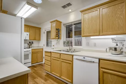 4141 Cheryl Dr, Redding, CA 96002 photo 18