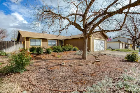 3749 Pluto St, Redding, CA 96002 photo 37