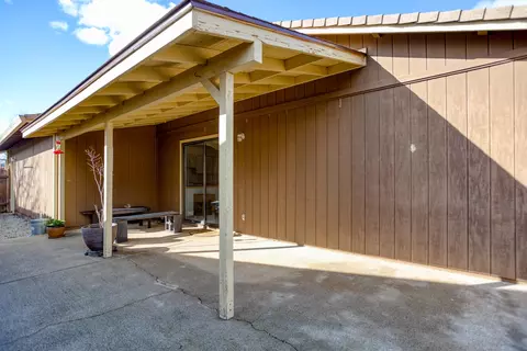 3749 Pluto St, Redding, CA 96002 photo 32