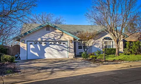 294 Franciscan Trl, Redding, CA 96003 photo 5