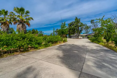 7198 Bohn Blvd, Anderson, CA 96007 photo 4
