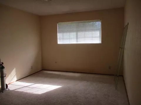 1148 Lorraine Dr, Redding, CA 96002 photo 8