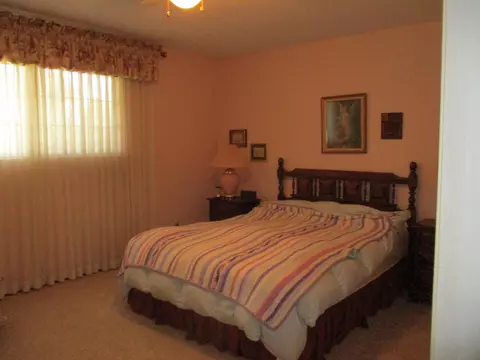 1148 Lorraine Dr, Redding, CA 96002 photo 10