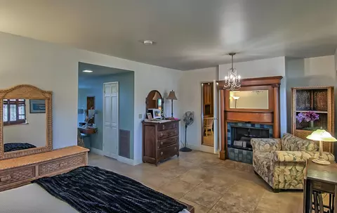 3274 Wilshire Dr, Redding, CA 96002 photo 13
