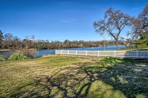 3274 Wilshire Dr, Redding, CA 96002 photo 6