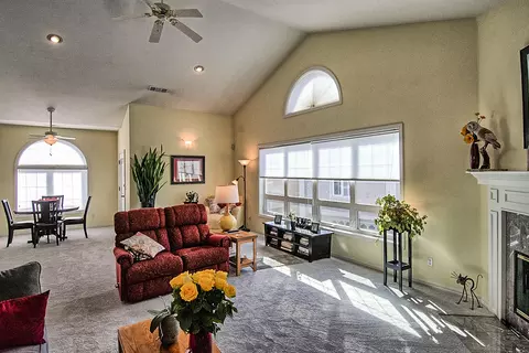 779 Oakhurst Trl, Redding, CA 96003 photo 4