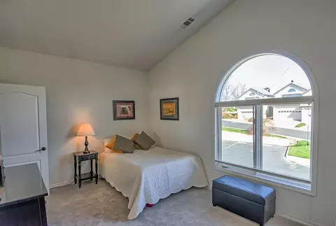 779 Oakhurst Trl, Redding, CA 96003 photo 16