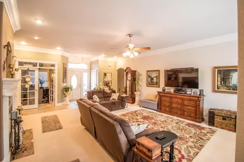 1636 Spanish Bay Dr, Redding, CA 96003 photo 3