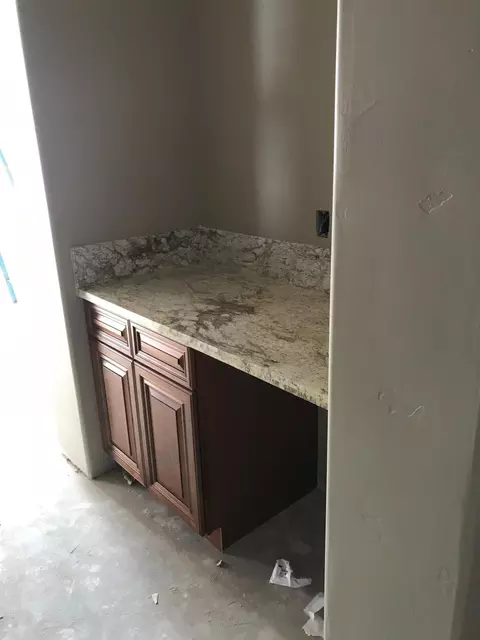 738 Bellagio, Redding, CA 96003 photo 2