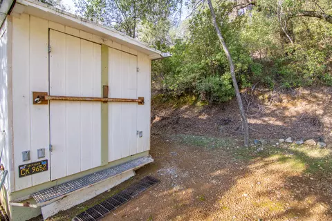 17038 Walker Mine Rd, Redding, CA 96003 photo 33