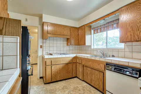 4245 Oro, Redding, CA 96001 photo 12