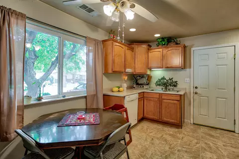 2054 Jupiter Ter, Redding, CA 96002 photo 9