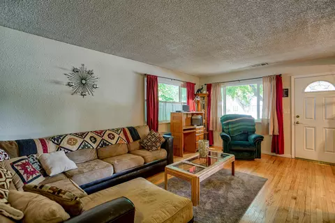 2054 Jupiter Ter, Redding, CA 96002 photo 5