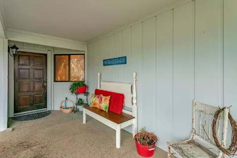 2736 Wyndham Ln, Redding, CA 96001 photo 4