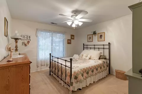2736 Wyndham Ln, Redding, CA 96001 photo 18