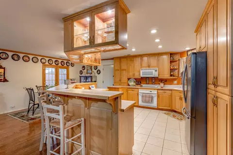 2736 Wyndham Ln, Redding, CA 96001 photo 9