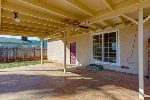 2597 Belladonna St, Redding, CA 96002 photo 17