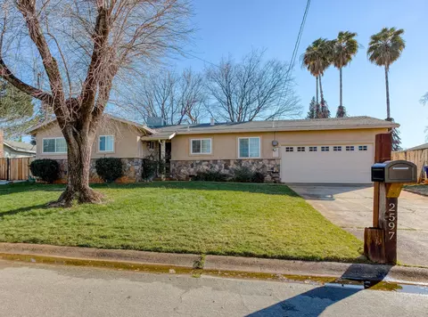 2597 Belladonna St, Redding, CA 96002 photo 1