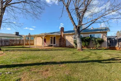 2597 Belladonna St, Redding, CA 96002 photo 16