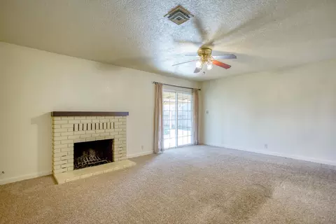 2597 Belladonna St, Redding, CA 96002 photo 9