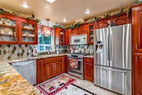 1866 Wexford Ct, Redding, CA 96001 photo 6