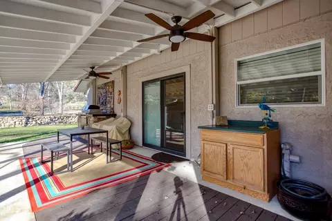 2222 Snow Ln, Redding, CA 96003 photo 28