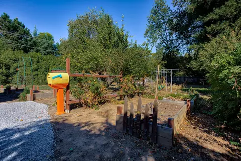2820 Balaton Ave, Redding, CA 96001 photo 54