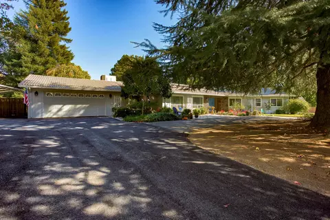2820 Balaton Ave, Redding, CA 96001 photo 1