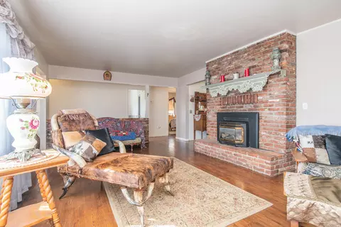 19860 Loop St, Anderson, CA 96007 photo 5
